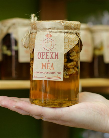 Мед ™ "Зеленая Улица" с грецким орехом, 410 гр. VM-00003879 - фото 6177