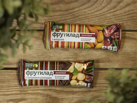 Финиковый батончик ™ "Фрутилад" с миндалем,42 гр. VM-00005175 - фото 8267