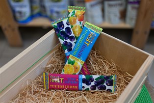 Батончик  FLAX FRUIT  ™  Компас Здоровья  с черной смородиной 30 гр. VM-00004643